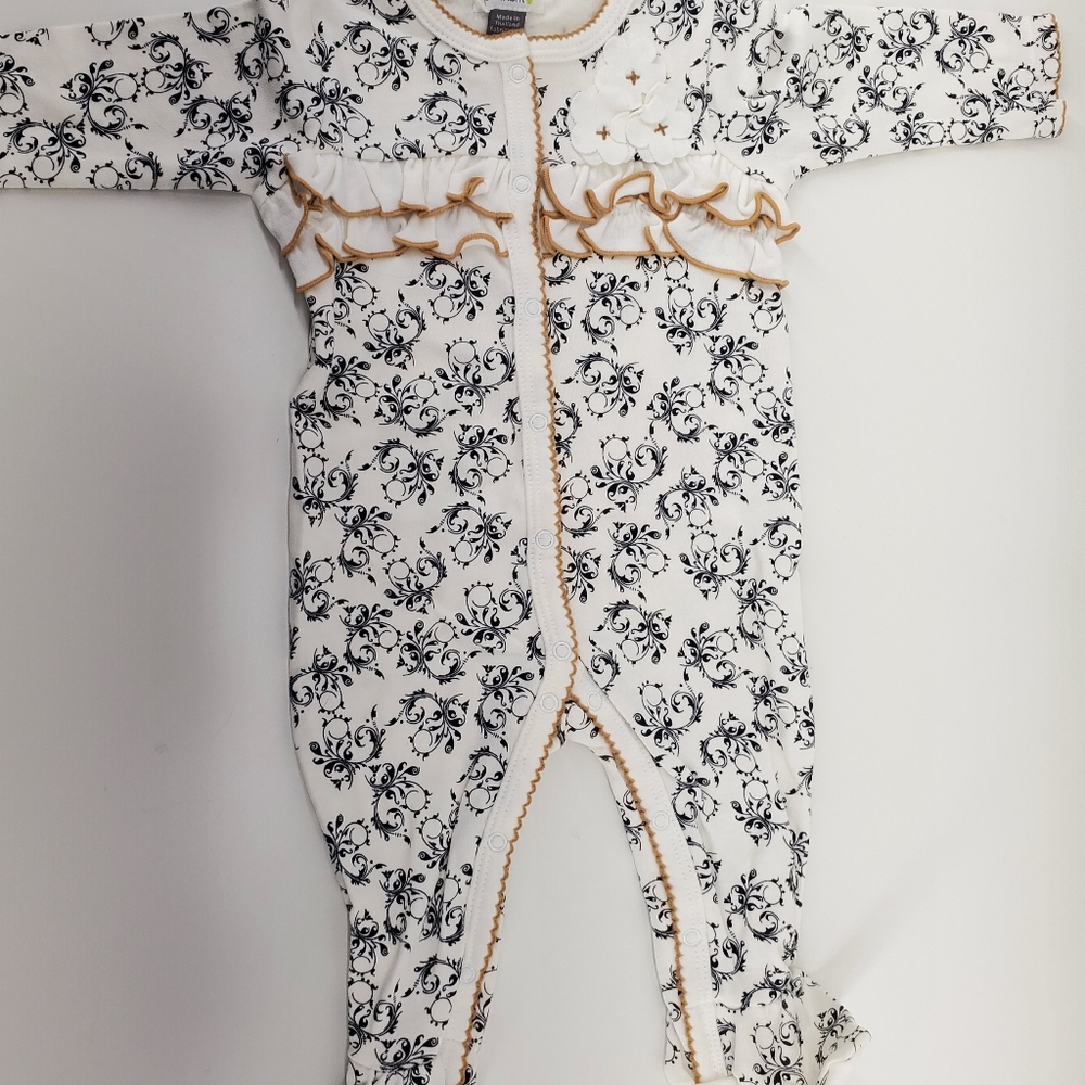 PETIT LIM INFANT GIRL 3MOS. ONE PIECE RUFFLED SLEEPER/OUTFIT WITH FEET. $14.00